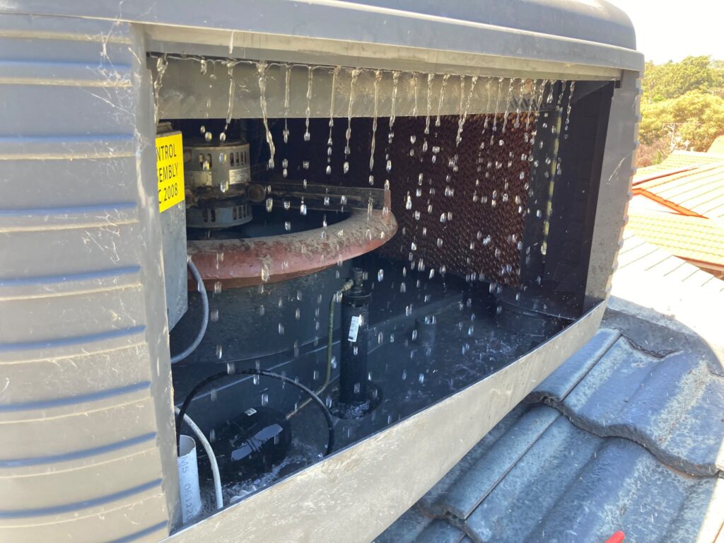 bonaire leaking water ceiling